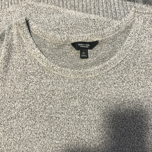 Vera Wang Gray Sweater - Picture 5 of 6